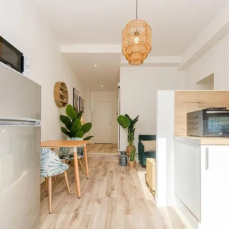 Esprit Jungle : Equipe, Chambre, Wifi Fibre *